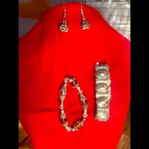 J420 Baskets & Bracelets